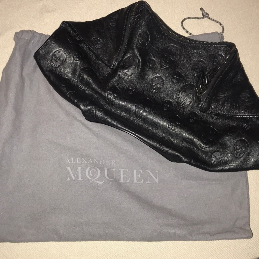 Alexander McQueen Skull Clutch